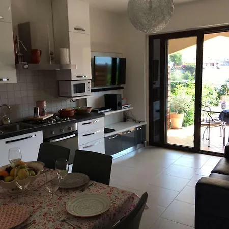 Esmie | Exclusive Development Zambrone Prázdninový dům